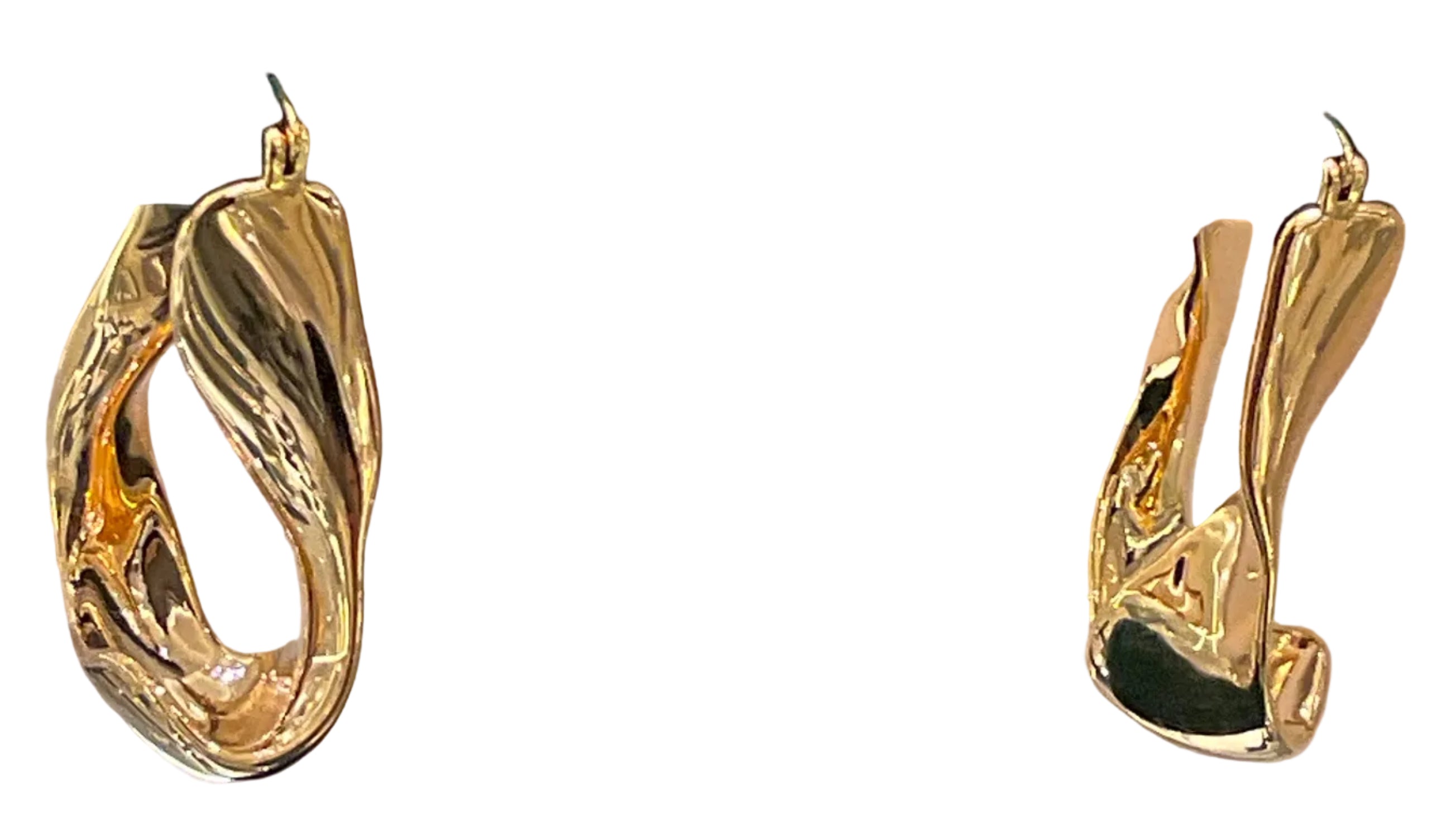 Arracada Chapa 18k Dorado con D