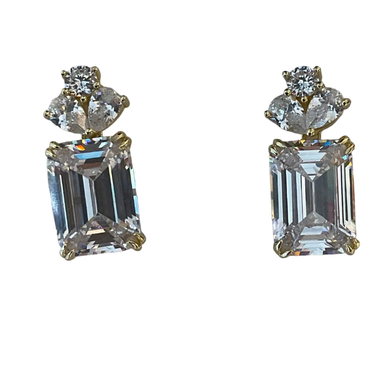 ARETE CRISTAL/DORADO P925 CON 3 PIEDRAS