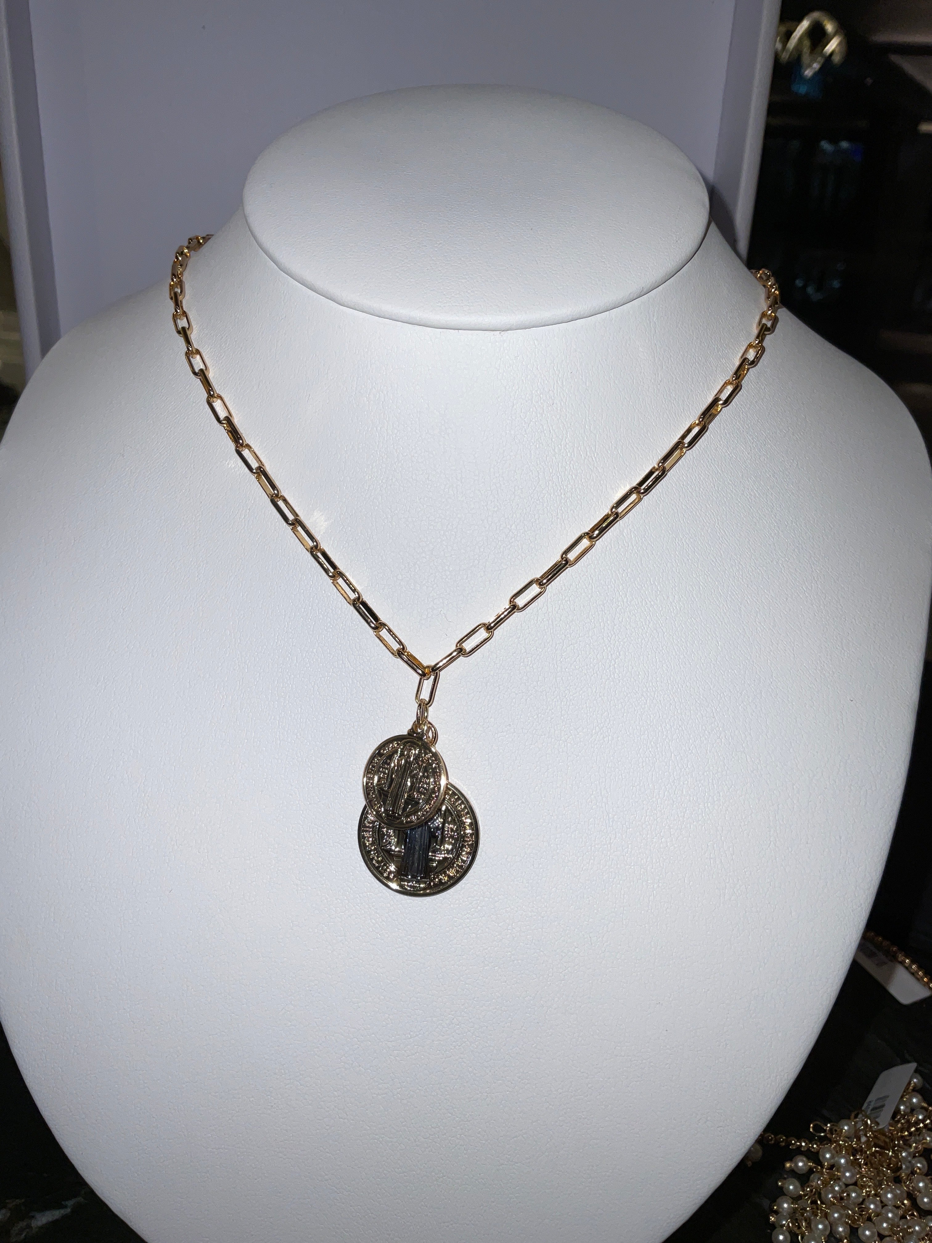 NECKLACE SAN BEN