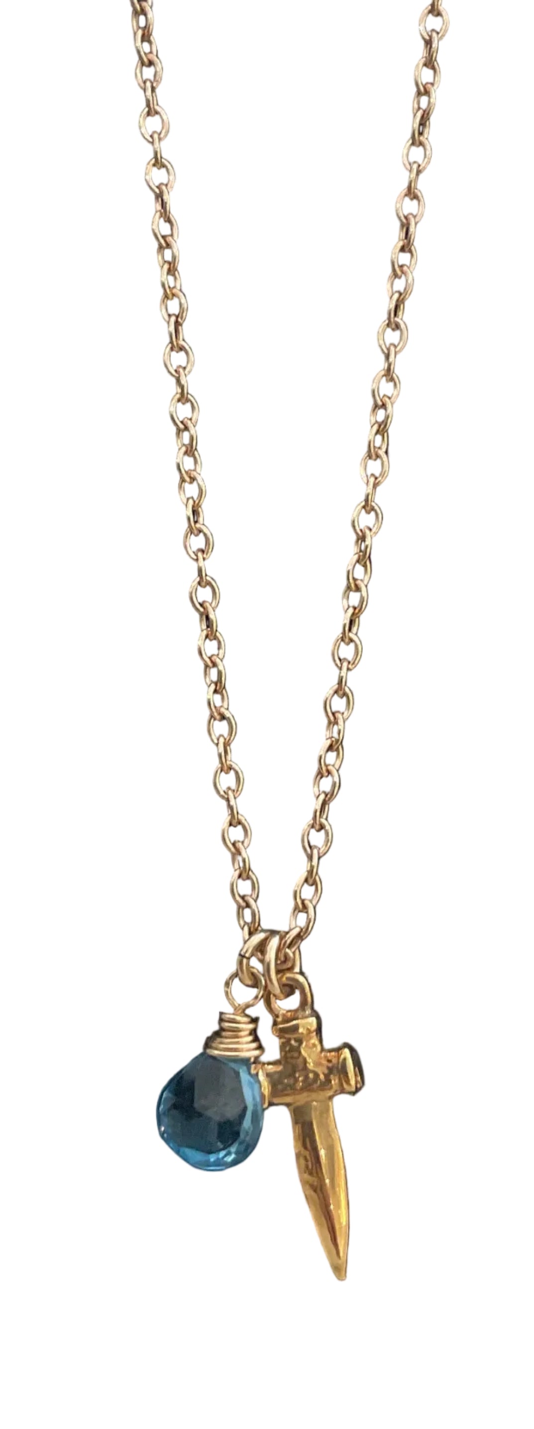 COLLAR ESPADA CON PIEDRA