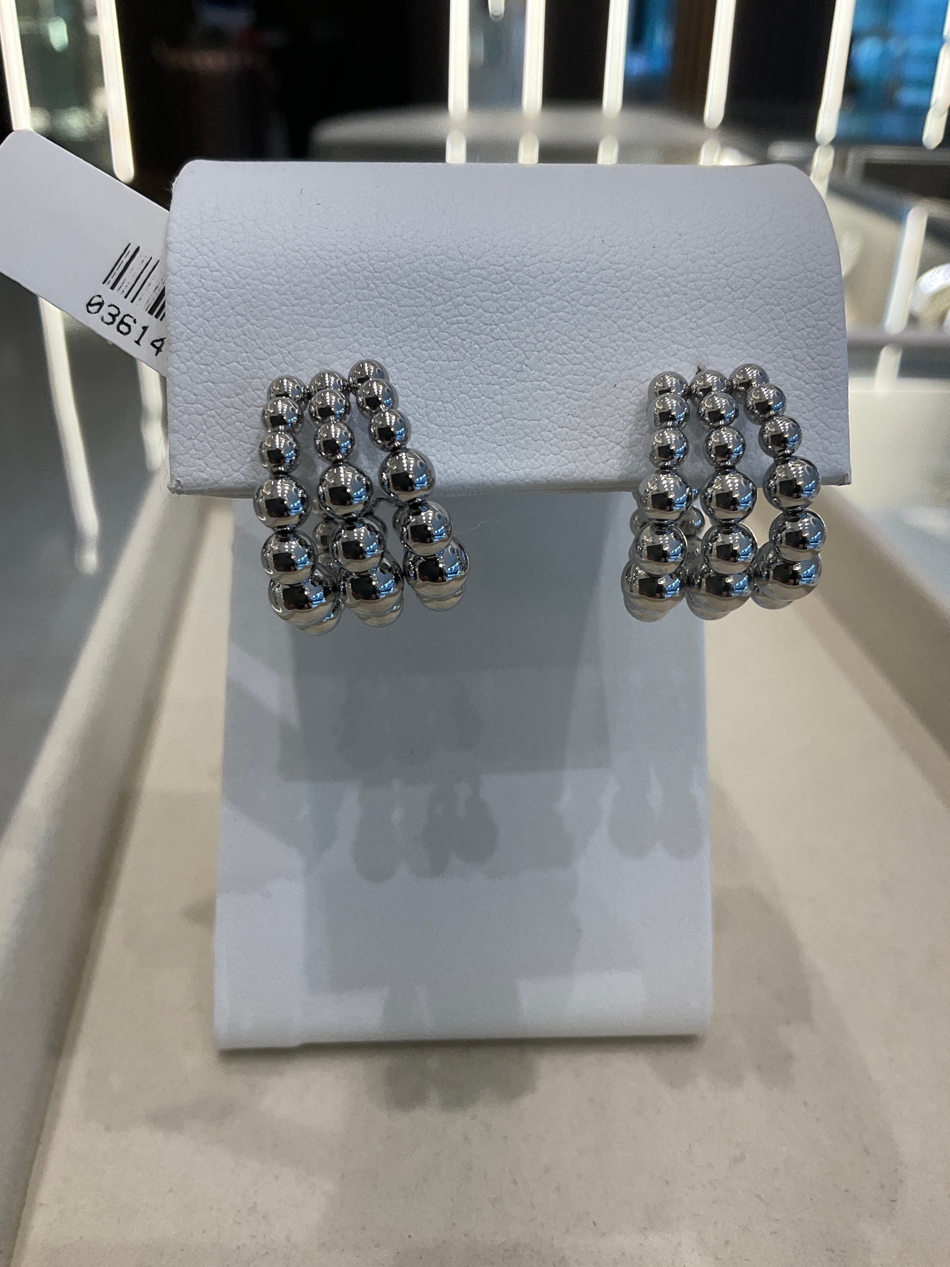 ARETE DORADO Y PLATA