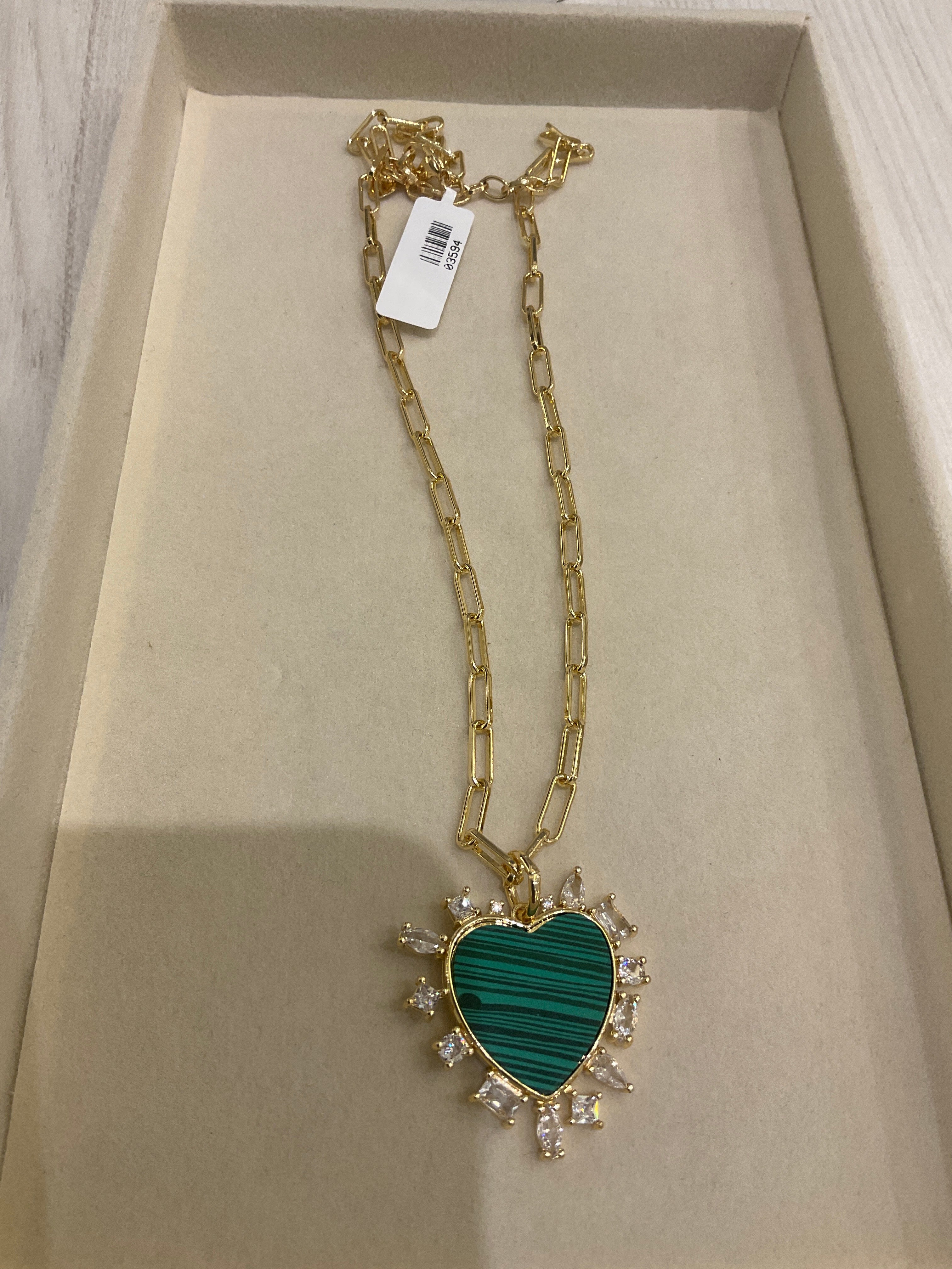COLLAR NATURAL STONE CZ HEART