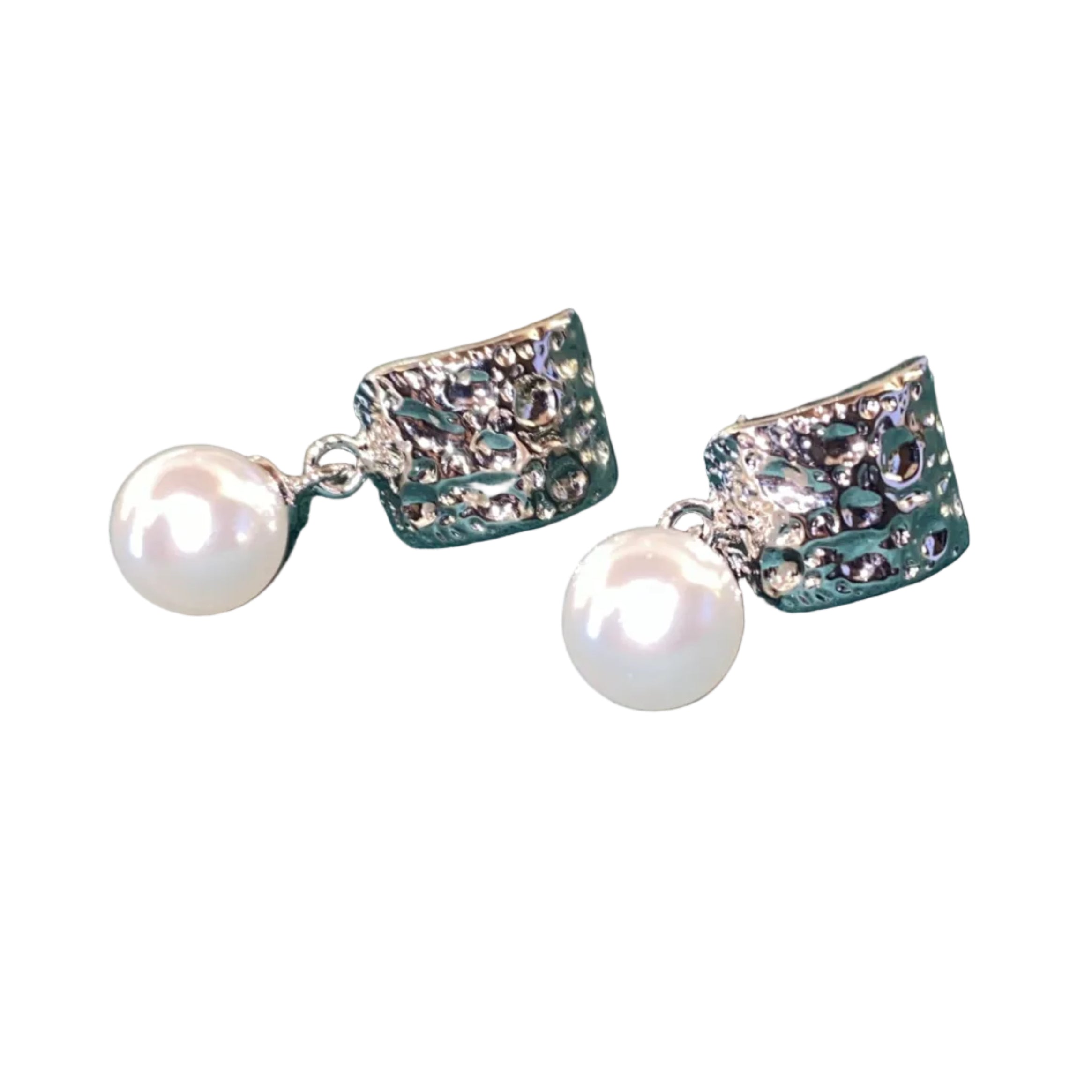 Arete Plateado con Perla