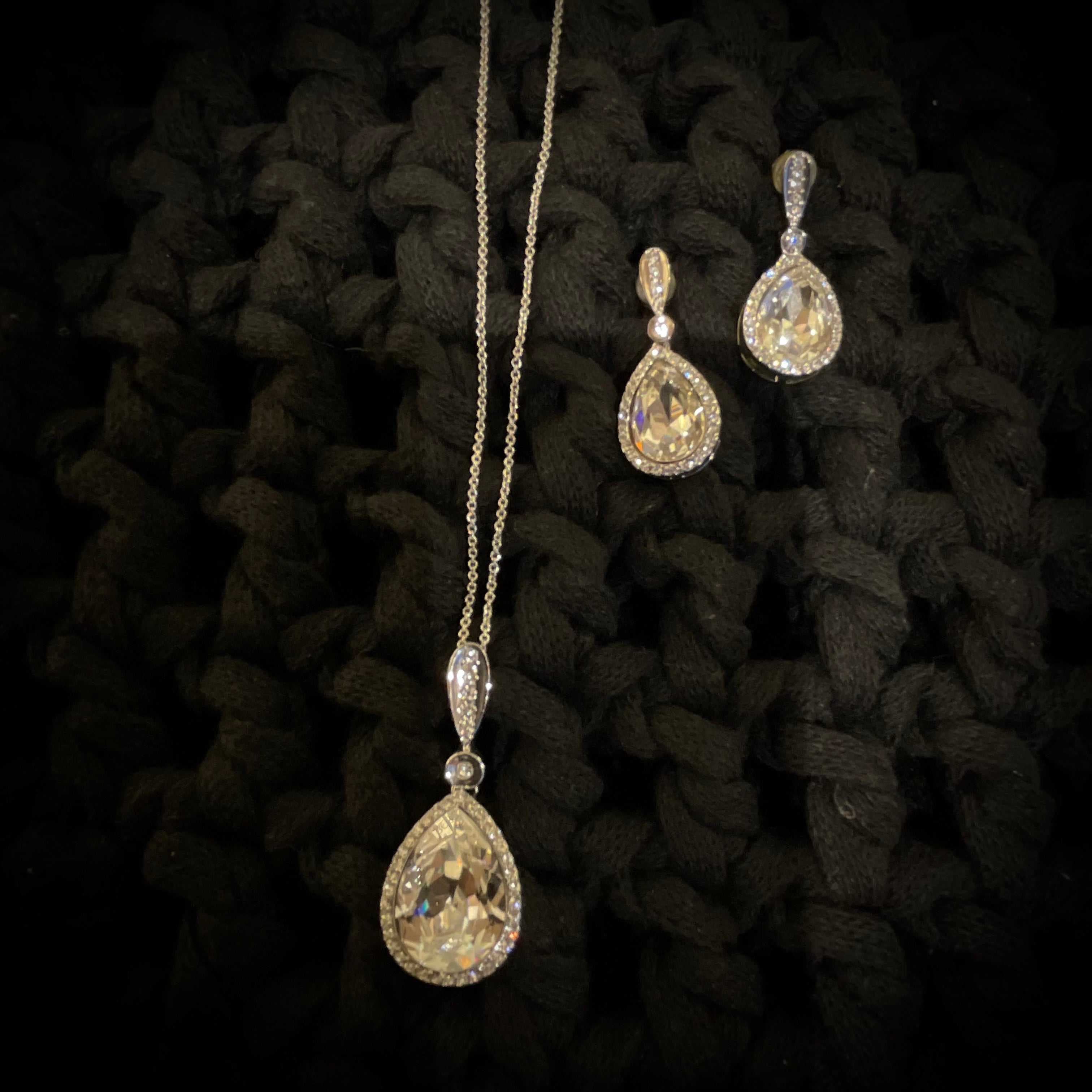 Juego de Aretes y Collar Rodio Cristalino 2