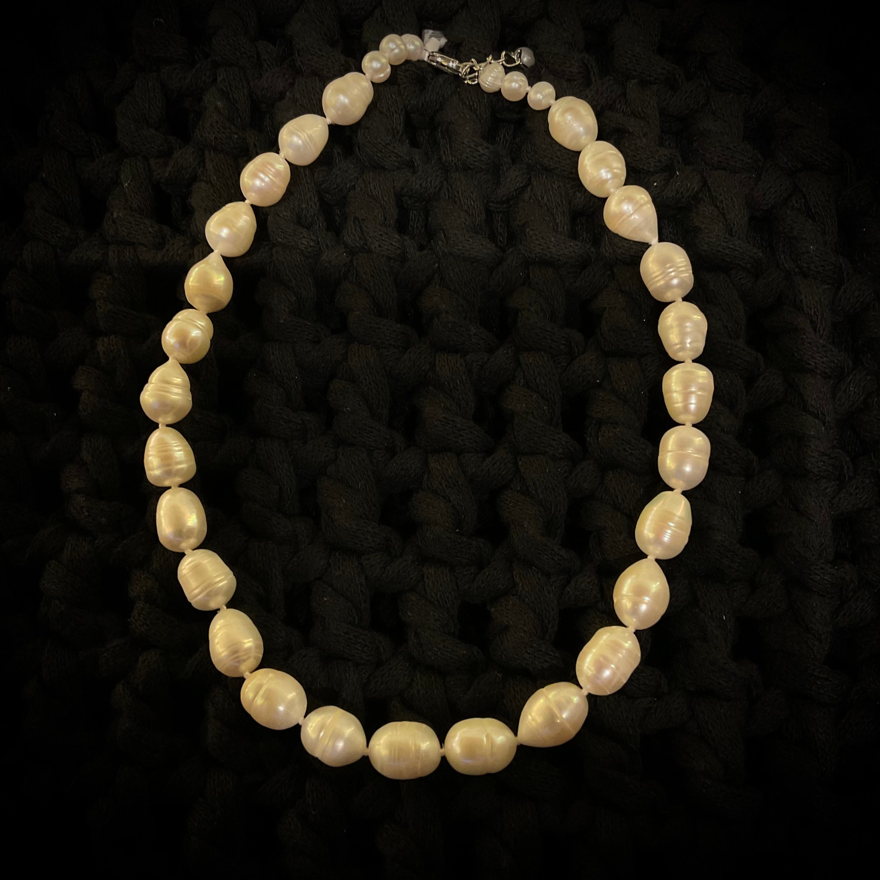 Collar Perlas Naturales en Cilindros
