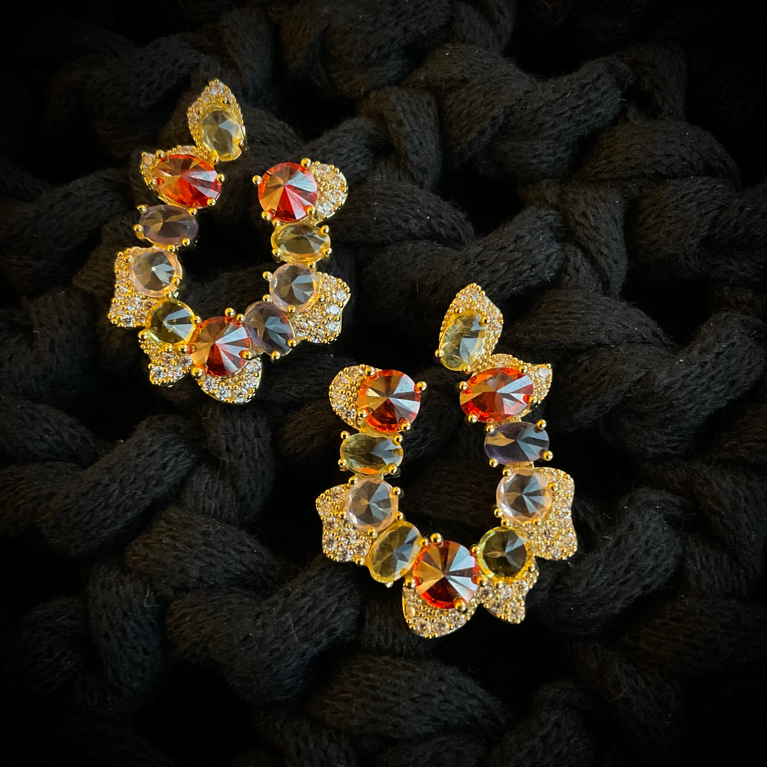 Aretes Chapa de Oro Multicolor Zirconia