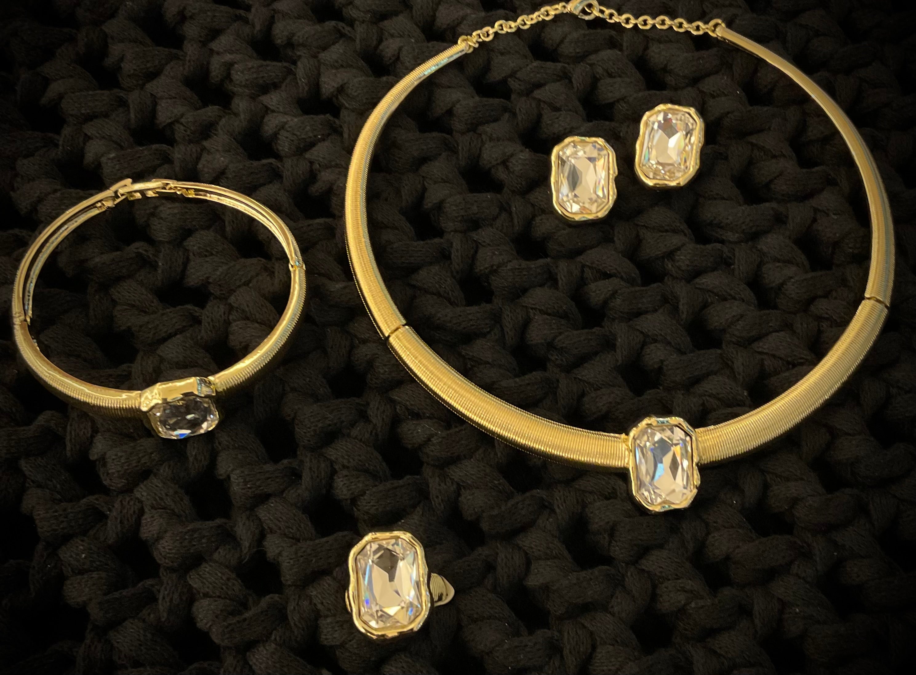 Juego Chapa de Oro Rectángulos de Zirconias