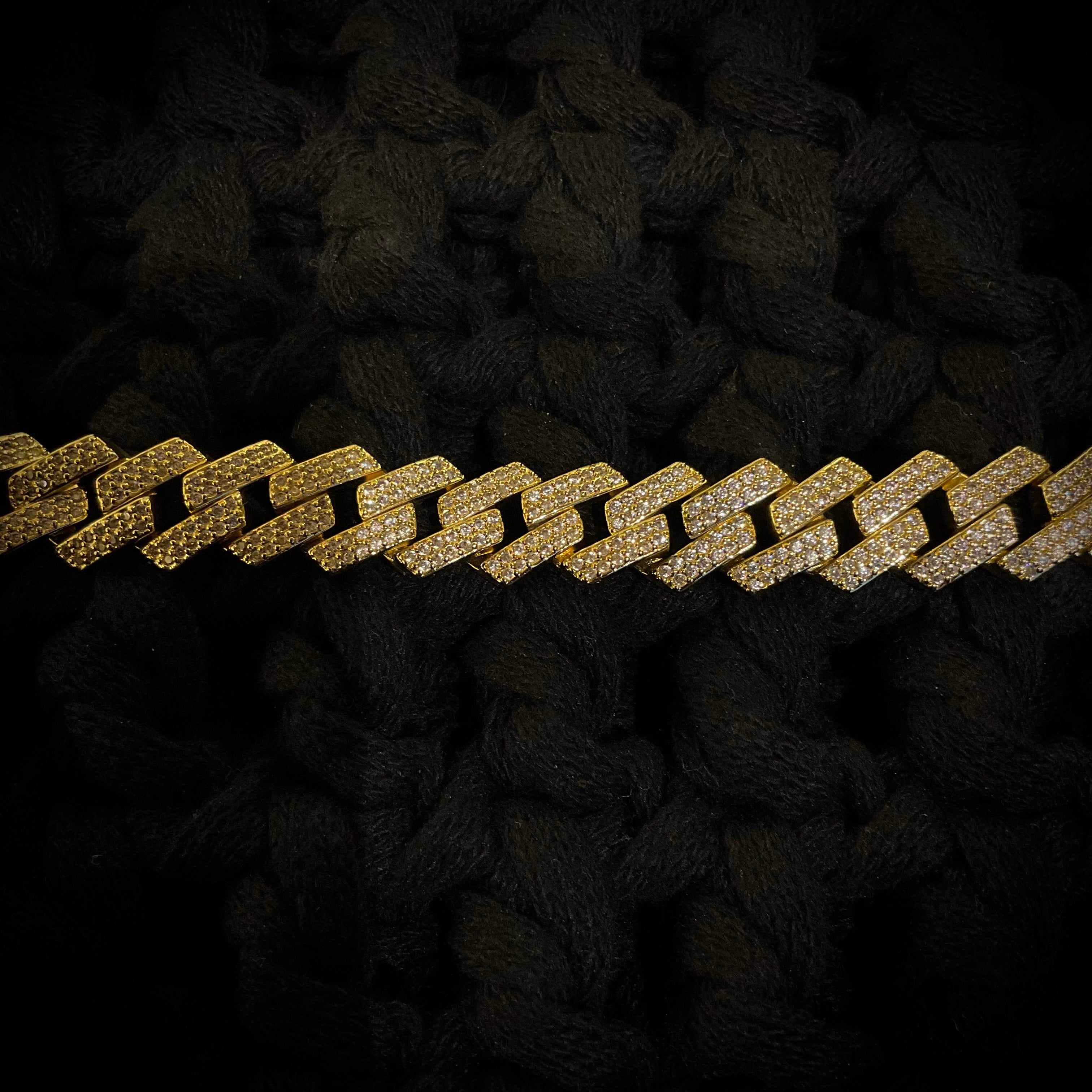 Pulsera Chapa de Oro Cristalino 3