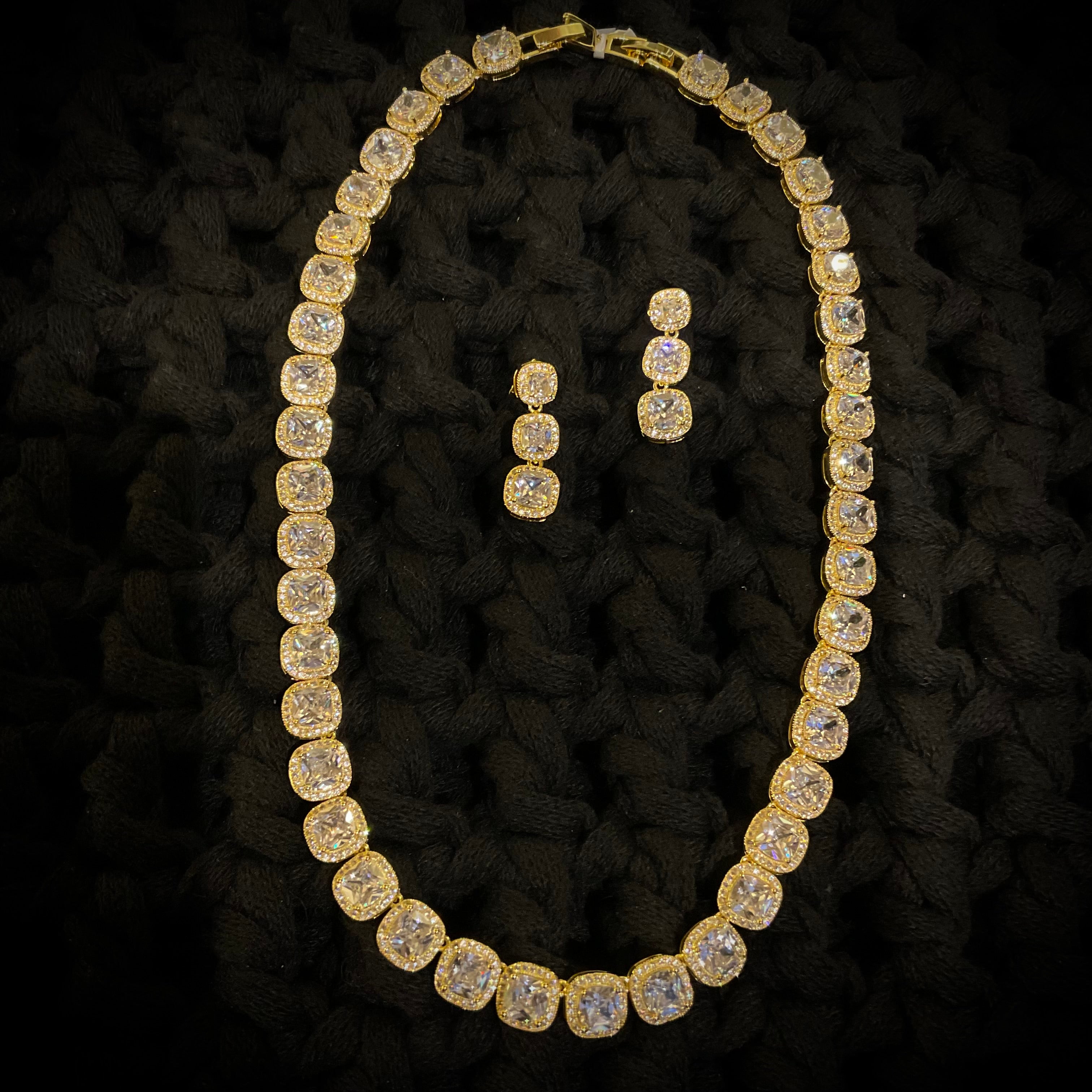 Juego de Aretes y Collar Chapa Oro Cristalino 2