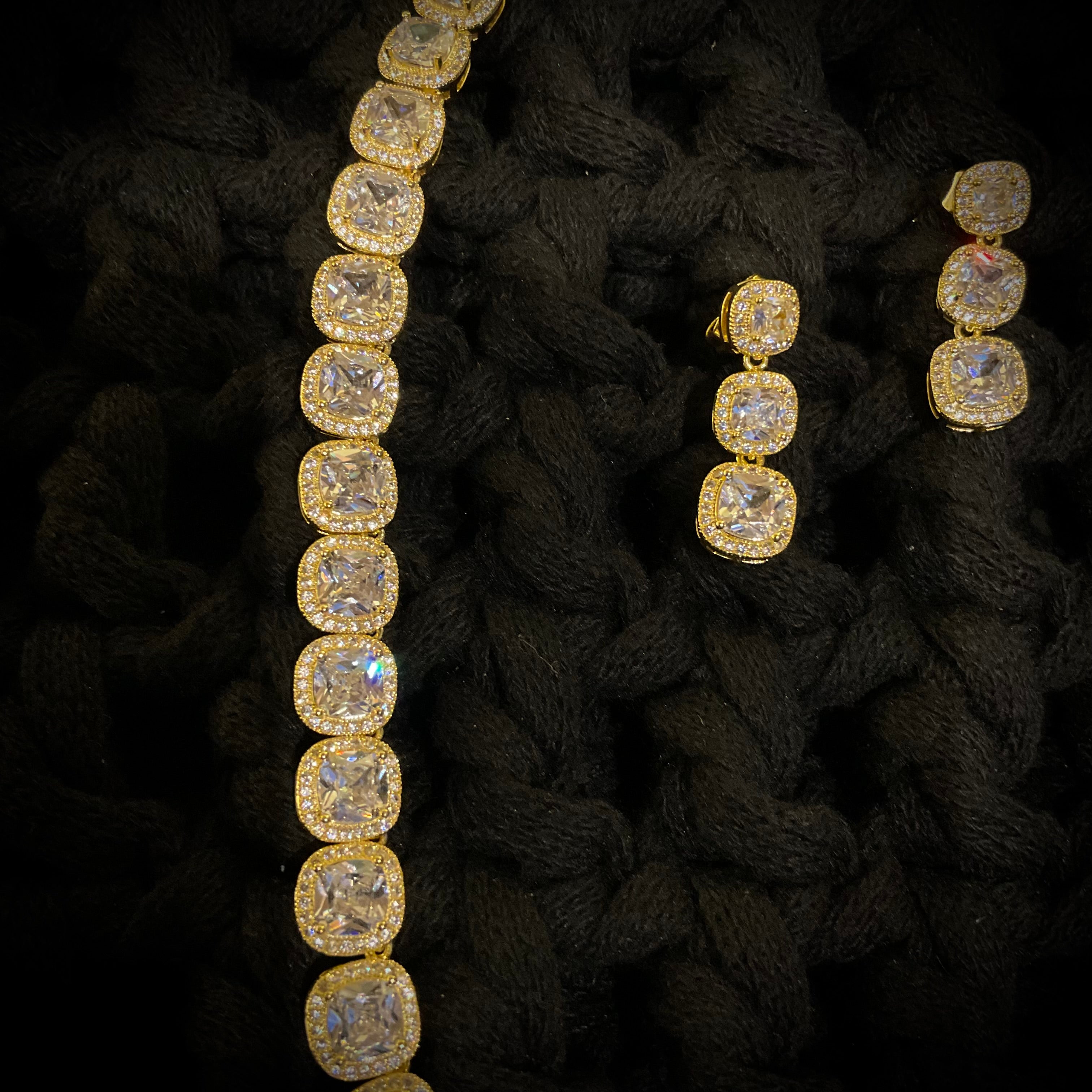 Juego de Aretes y Collar Chapa Oro Cristalino 2