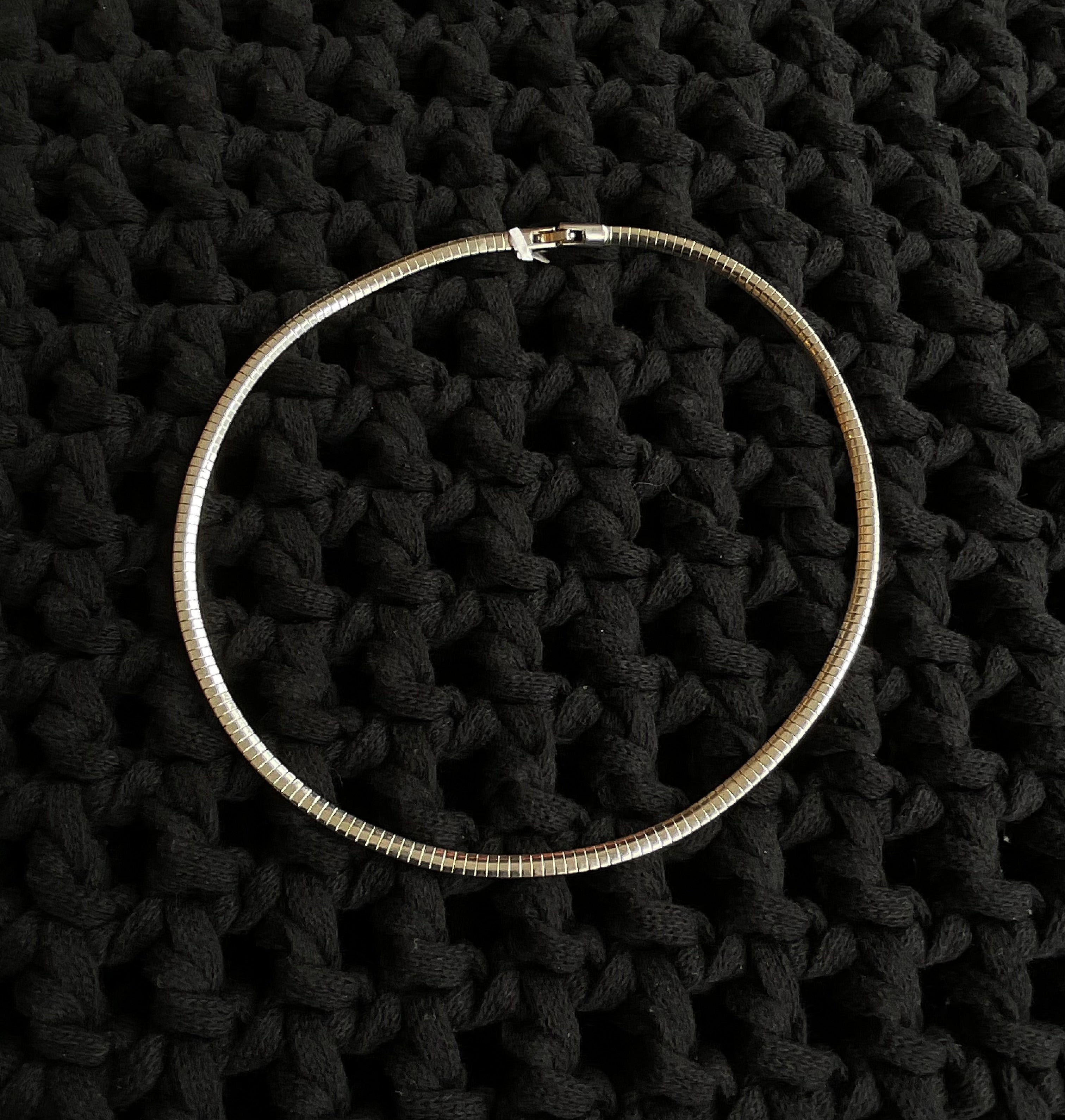 Collar Omega Rodio