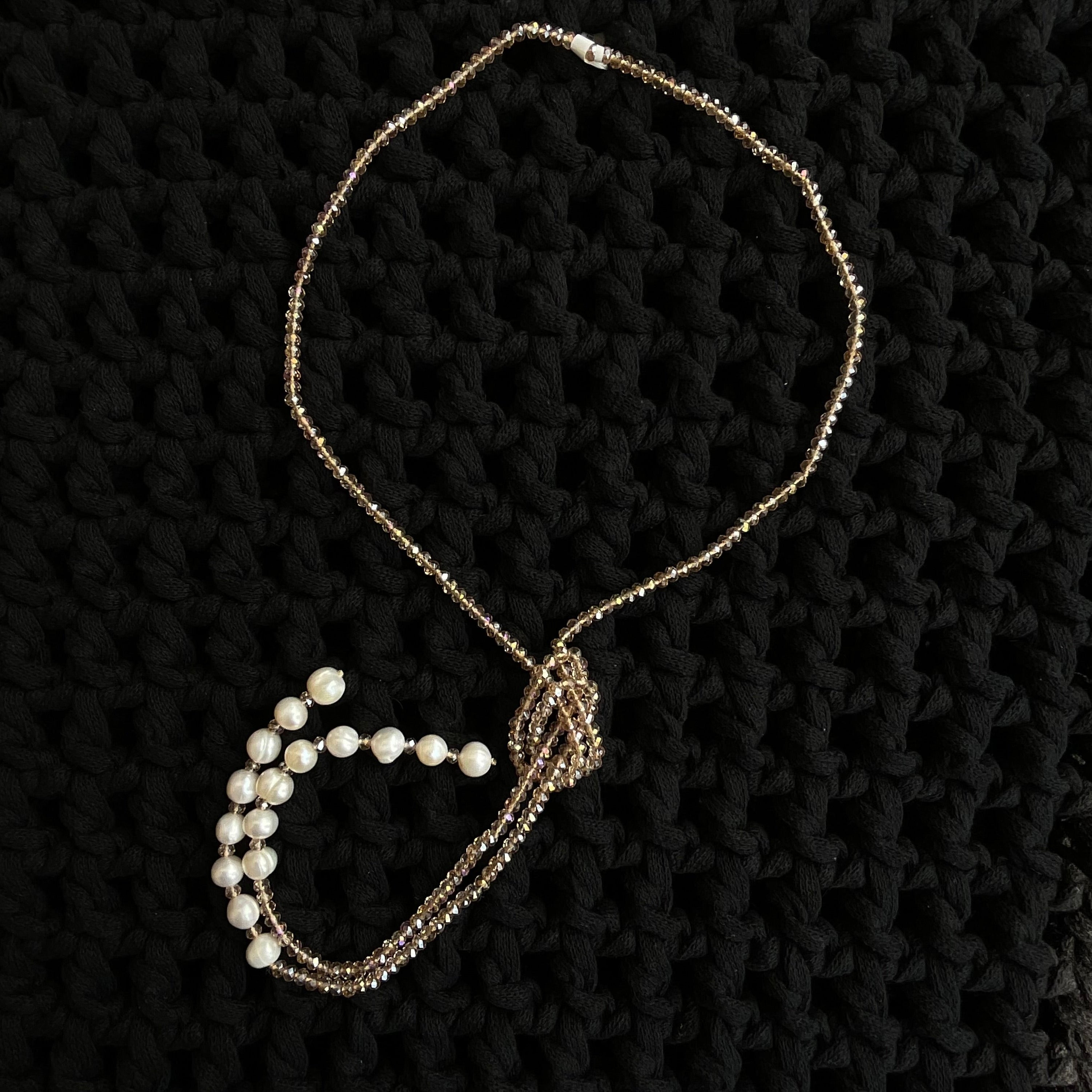 Collar Corbata Perlas con Swarovski