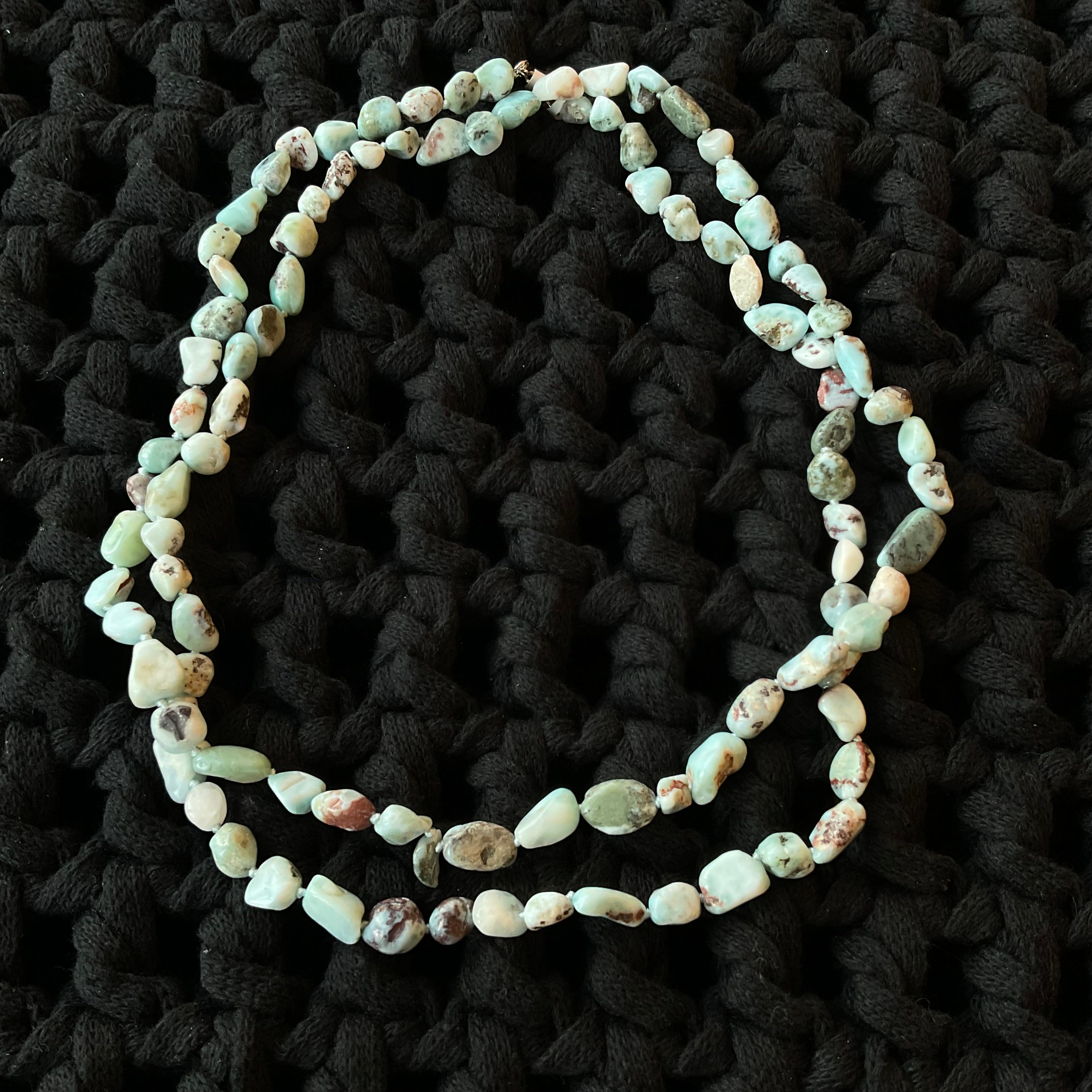 Collar Cuarzos Azul Claro