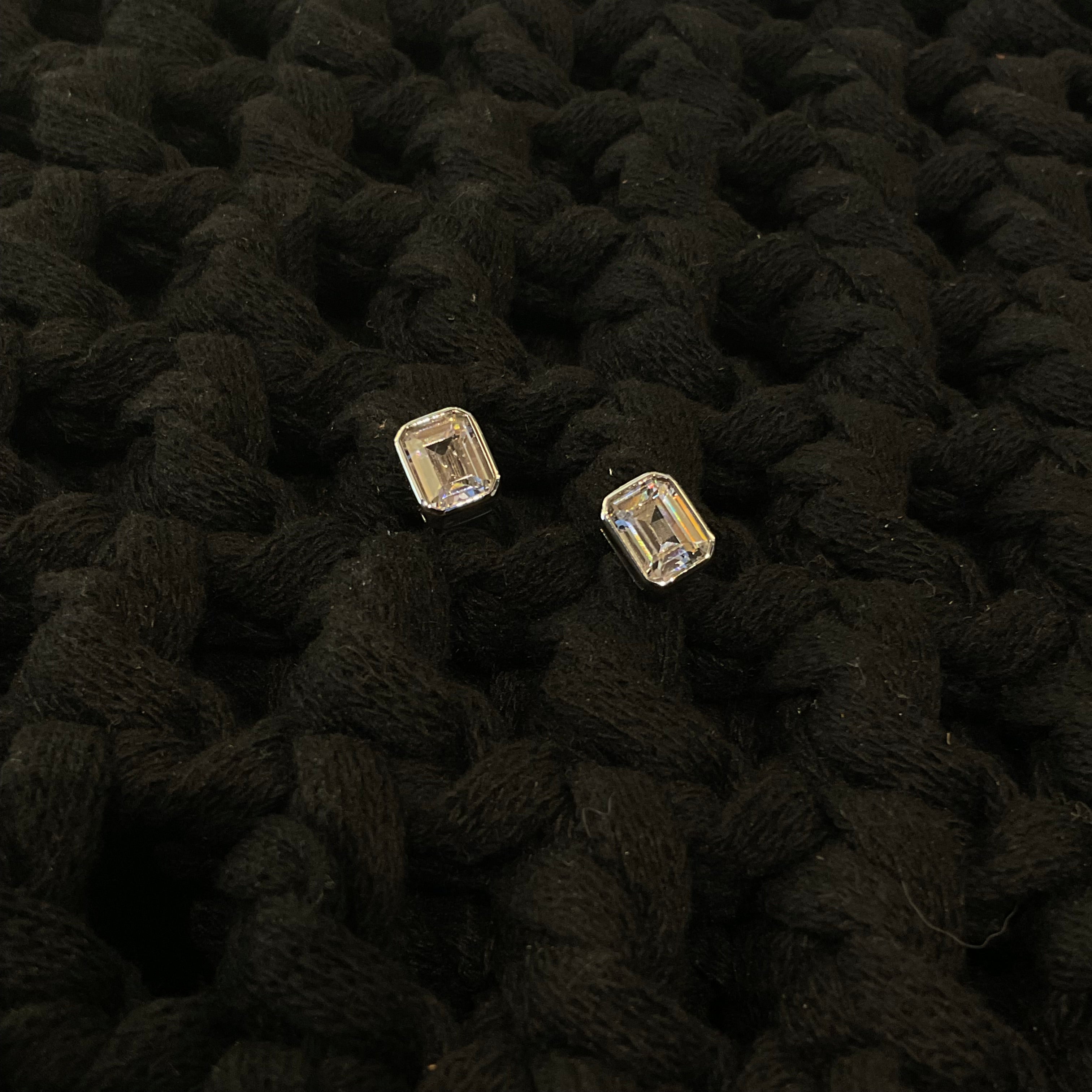 Studs de Plata con Zirconia