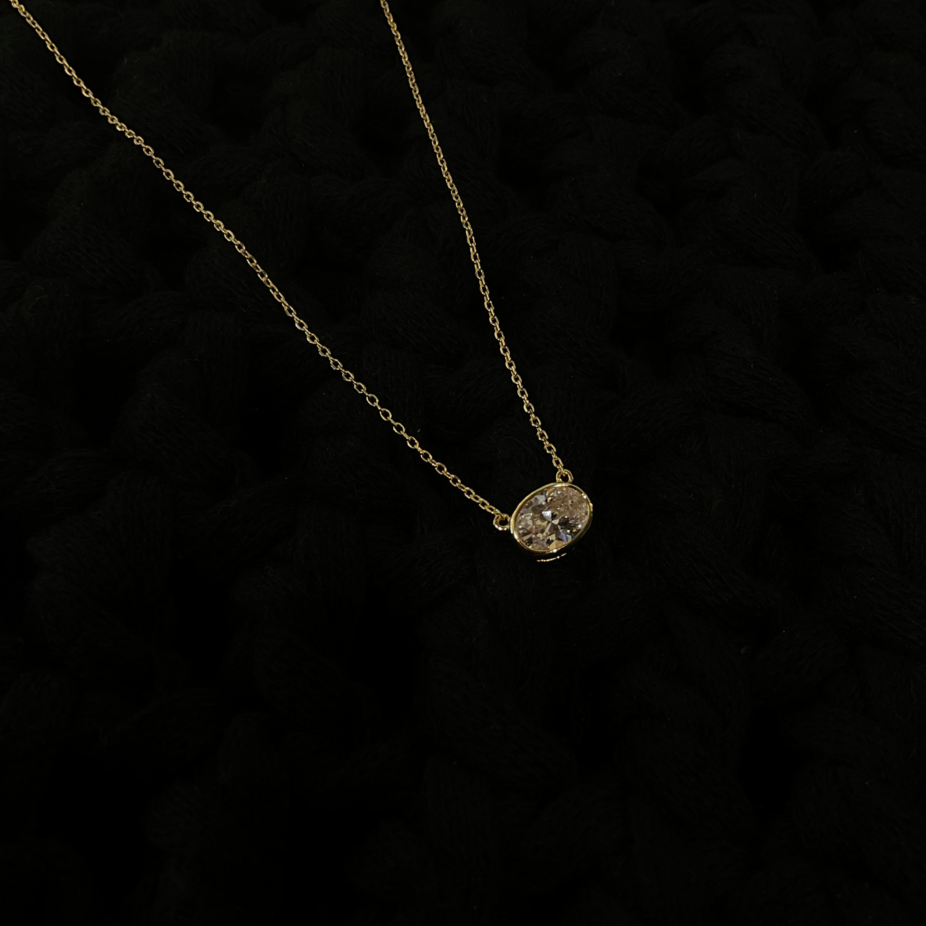 Collar Zirconia Oval Biselada