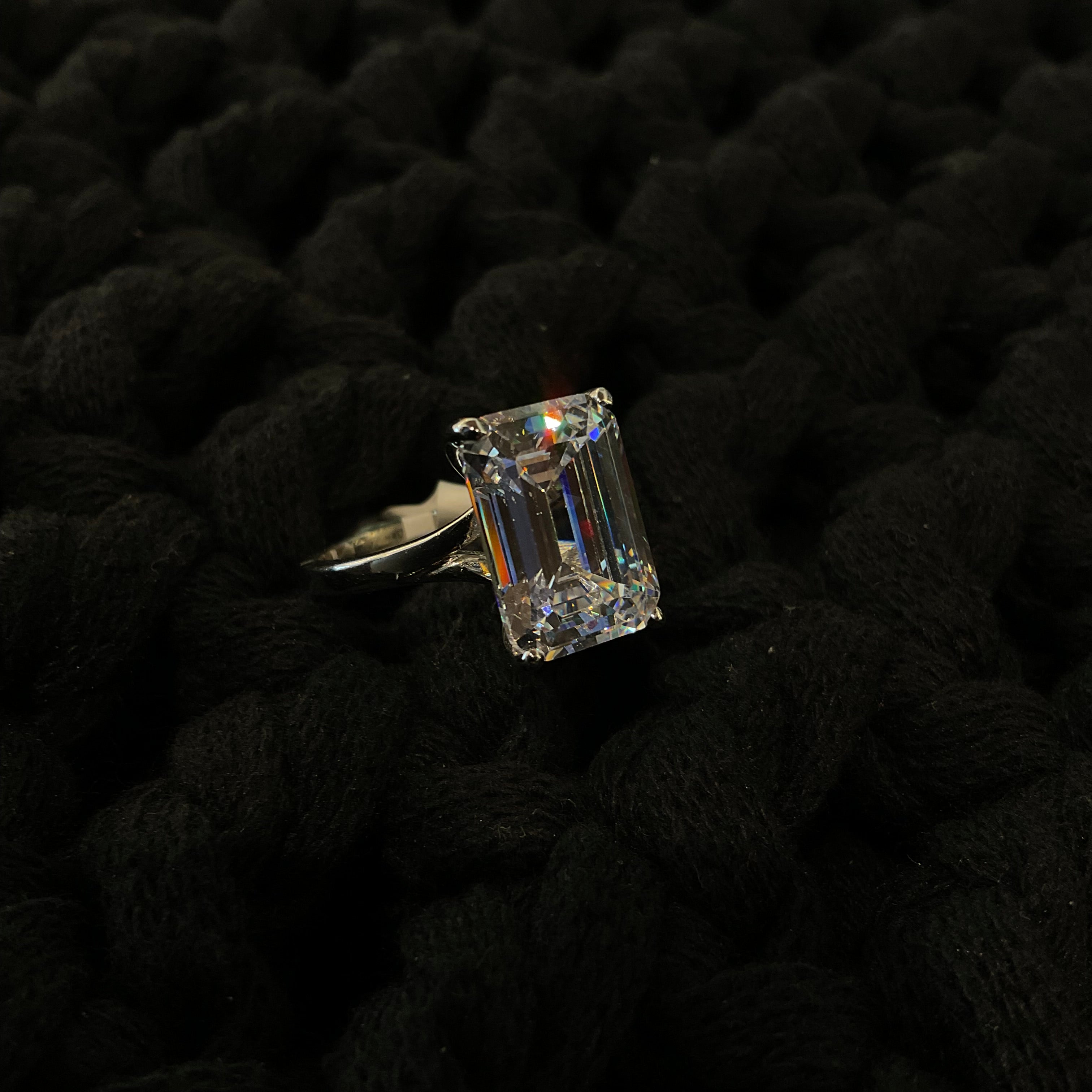 Anillo de Plata con Circonia Esmeralda