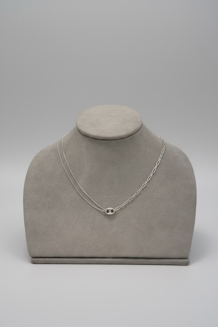 Collar Cadenas en Roma