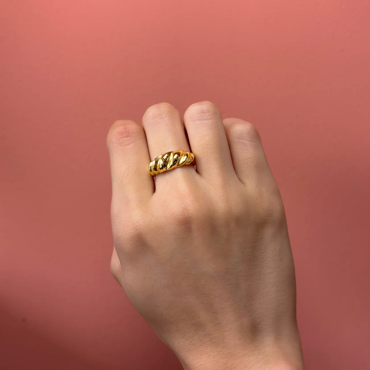 Anillo Dorado Croissant