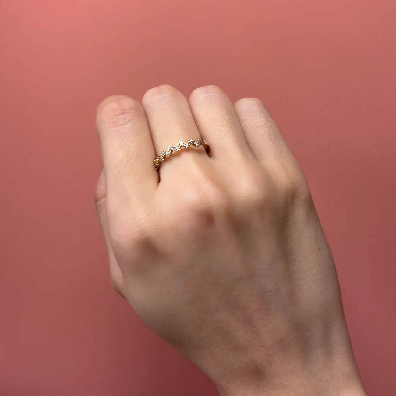 Anillo Zig Zag Dorado